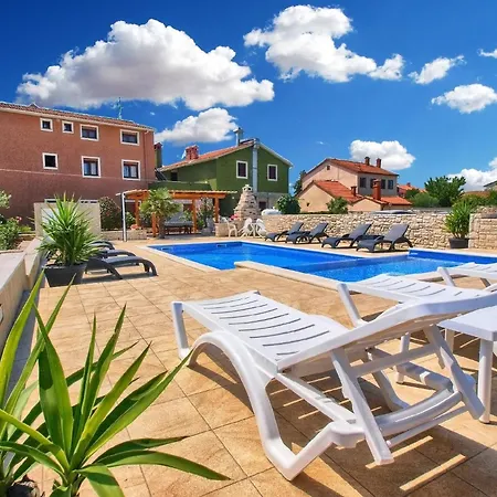 Fuer 6 Personen Ca 80 Qm In Fazana-surida, Istrien Istrische Riviera Apartment Valbandon