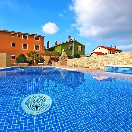 Apartment Fuer 6 Personen Ca 80 Qm In Fazana-surida, Istrien Istrische Riviera Valbandon