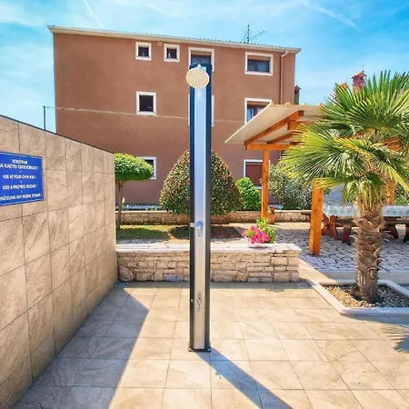 Fuer 6 Personen Ca 80 Qm In Fazana-surida, Istrien Istrische Riviera Apartment